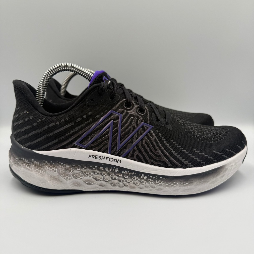 New Balance Fresh Foam 1080 v11 Womens Size 8 Black Purple Running Shoes Sneaker